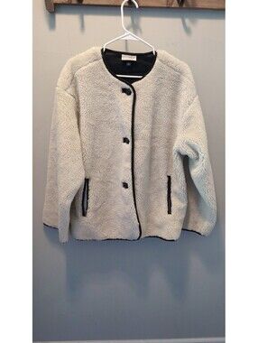 Universal thread women's faux fur sweater size XL